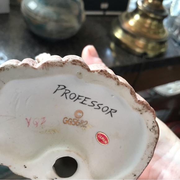 Professor - Picture 2 of 2